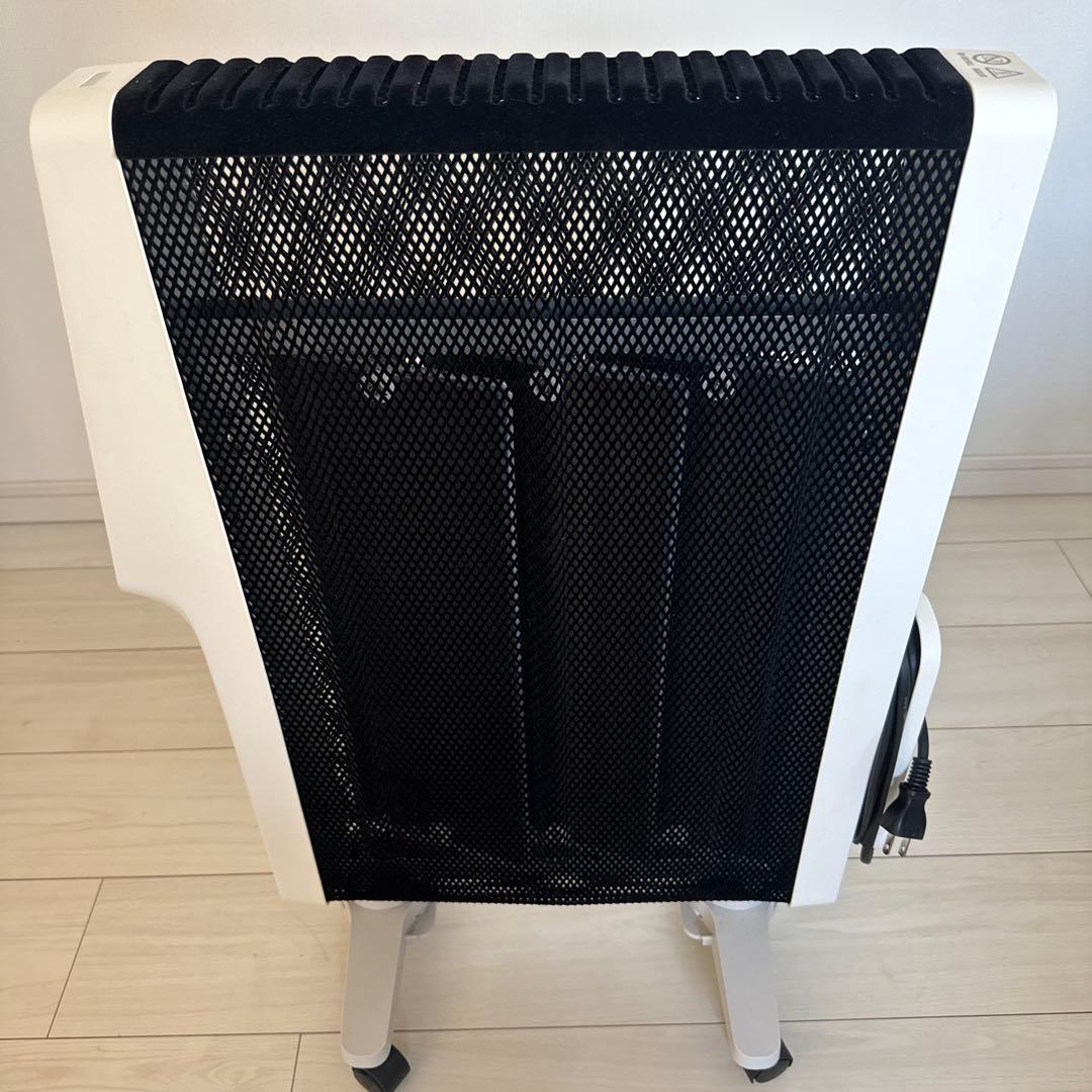 かるぽか　siroba 遠赤軽量ヒーター　SN-M351