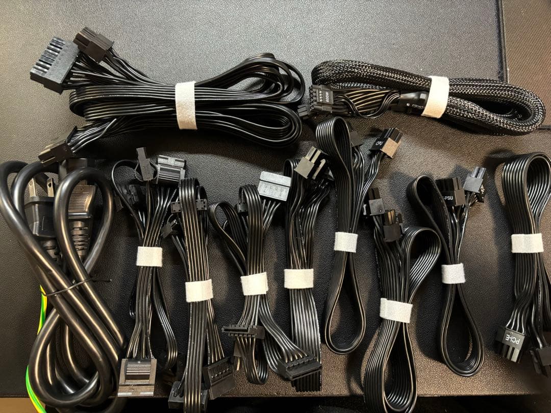 COOLER MASTER 1050W 80PLUS GOLD 電源ユニット