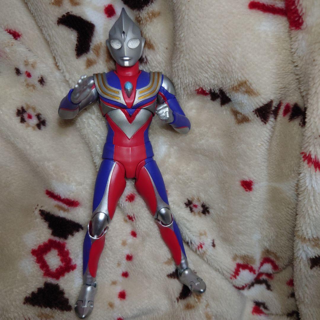 ひび割れあり】SHF 真骨彫製法 ウルトラマンティガ マルチタイプ 初版
