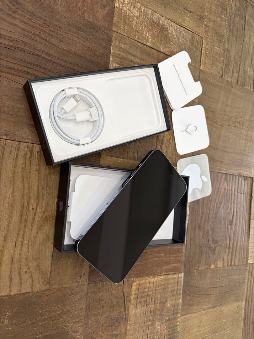 Apple iPhone 13 Pro 512GB　シエラブルー 90％