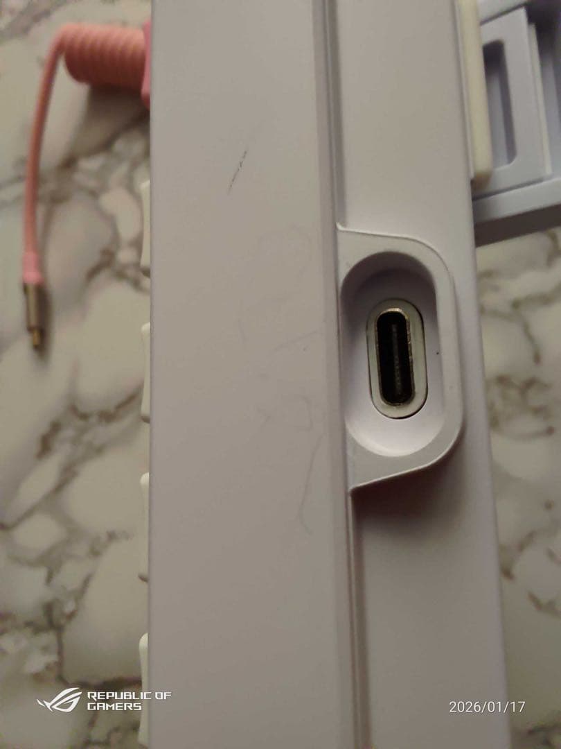 テ*ゥ様 VSPOGEAR 兎咲ミミ ゲーミングキーボード