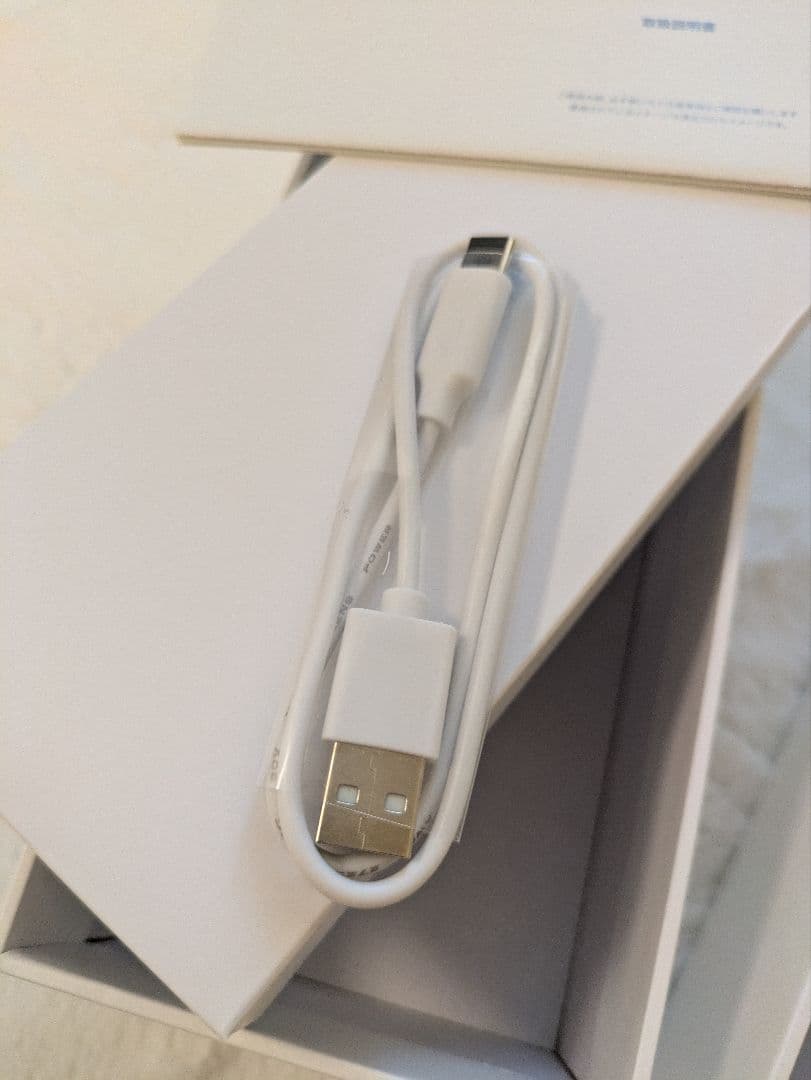 ★雪だるま★【新品同様】medicube AGE-Rブースタープロ