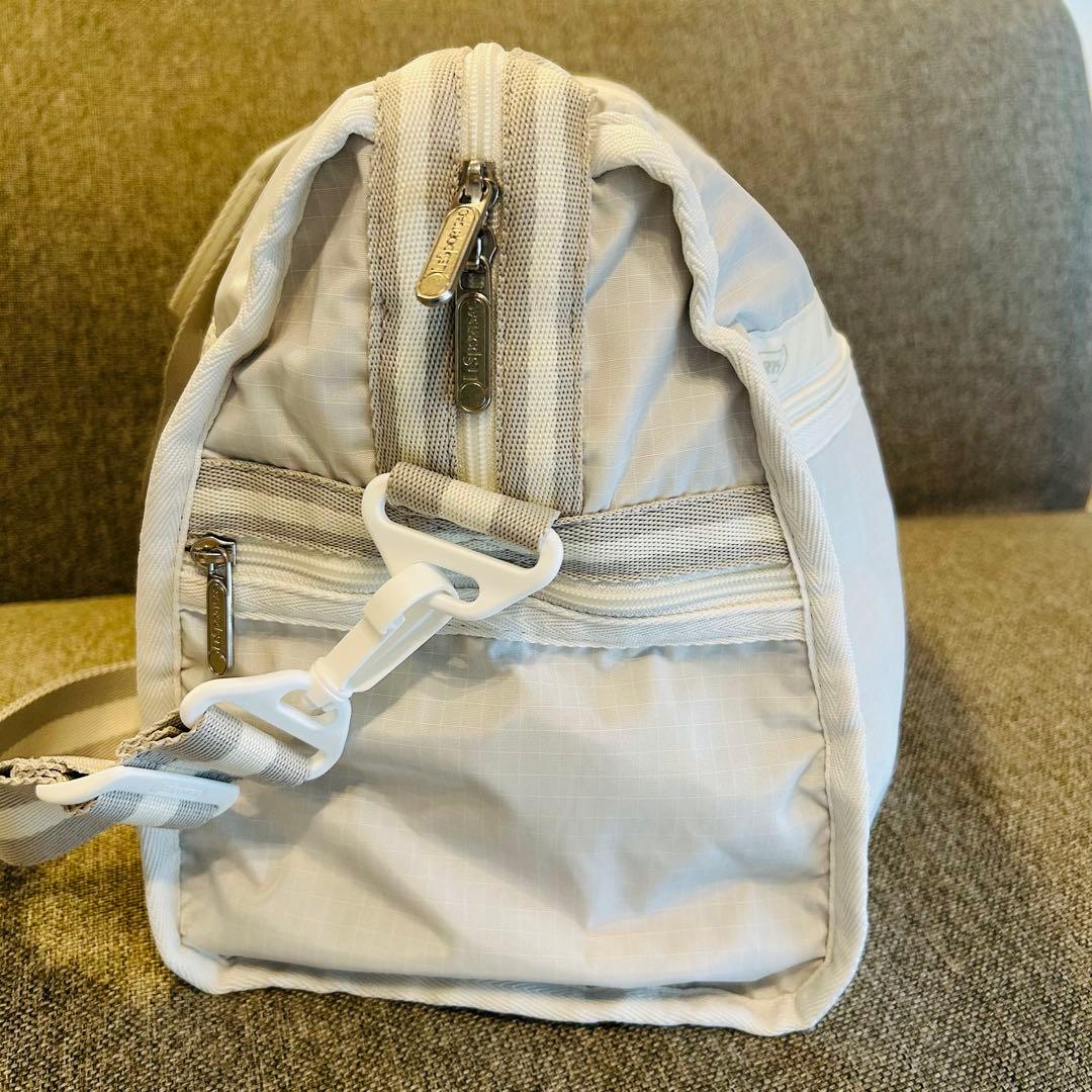 美品レスポートサックDELUXELGWEEKENDERスペクテイタークールグレイ