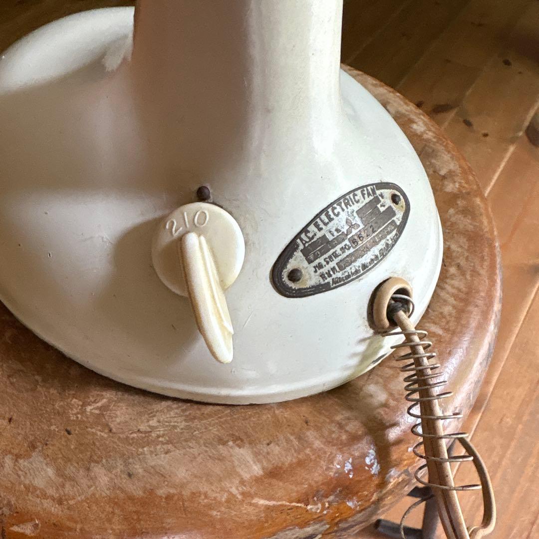 【MITSUBISHI】三菱電機 扇風機 昭和レトロ ホワイト 古道具ビンテージ