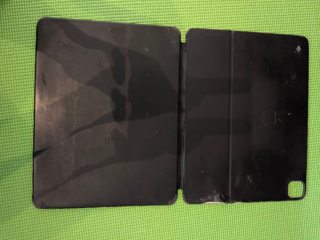 ipad pro 12.9 第4世代 256GB とSmart Keyboard