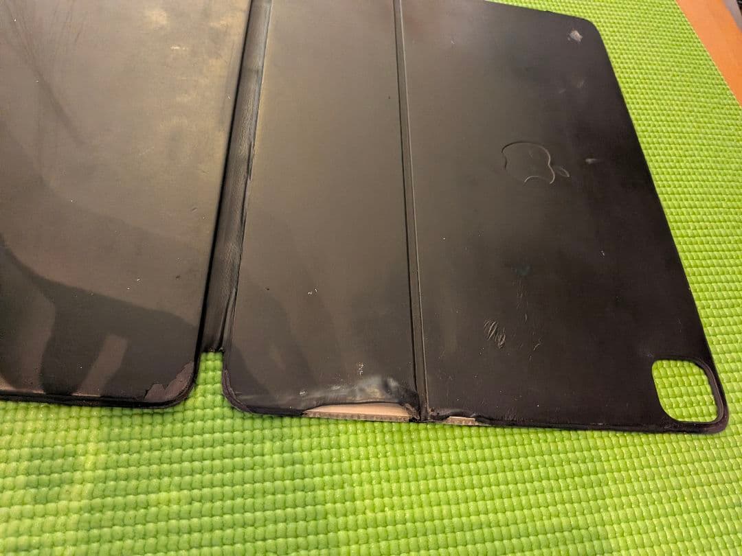 ipad pro 12.9 第4世代 256GB とSmart Keyboard