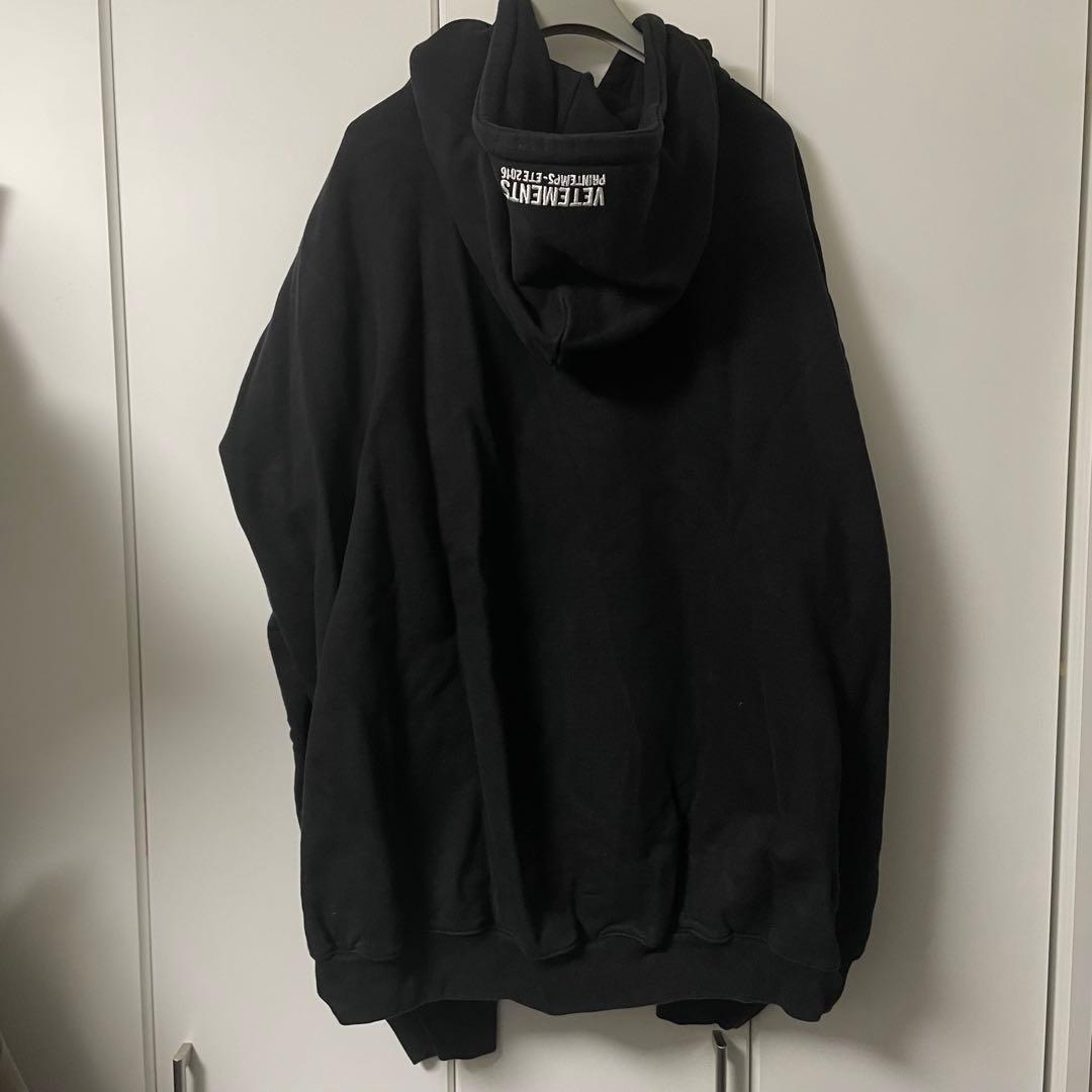 vetements ヴェトモン パーカー 16SS ロゴ 黒 S - メルカリ