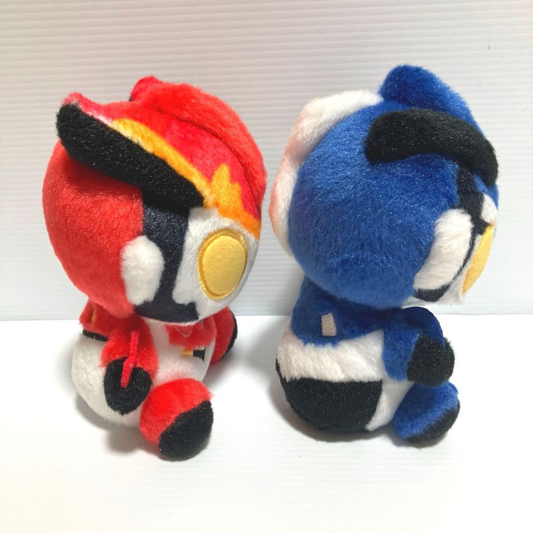 ウルトラマン ふわふわ お座りぬいぐるみ ロッソ ブル 2点 - メルカリ