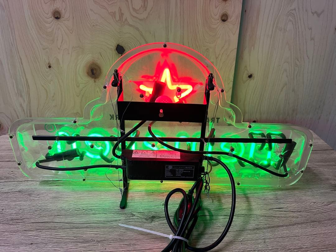 ハイネケン ガラス ネオン管 ビル 電飾 看板 - メルカリ