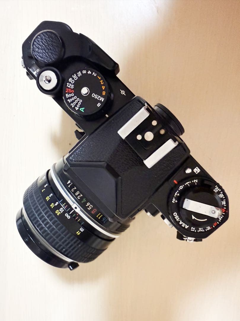 Nikon FE2 ボディ / NIKKOR 50mmf1.4レンズ付