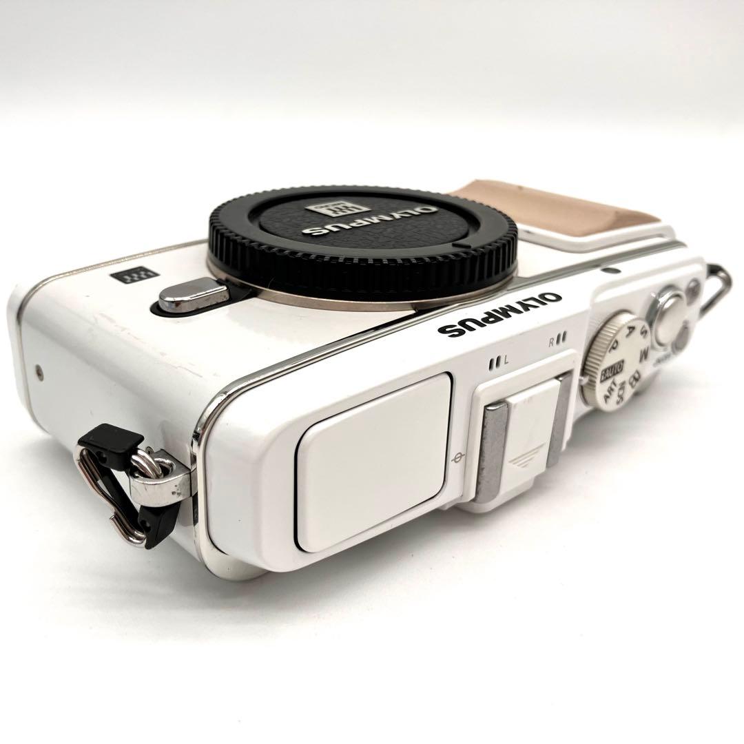 OLYMPUS E-P3 ホワイト　14-42mmレンズキット