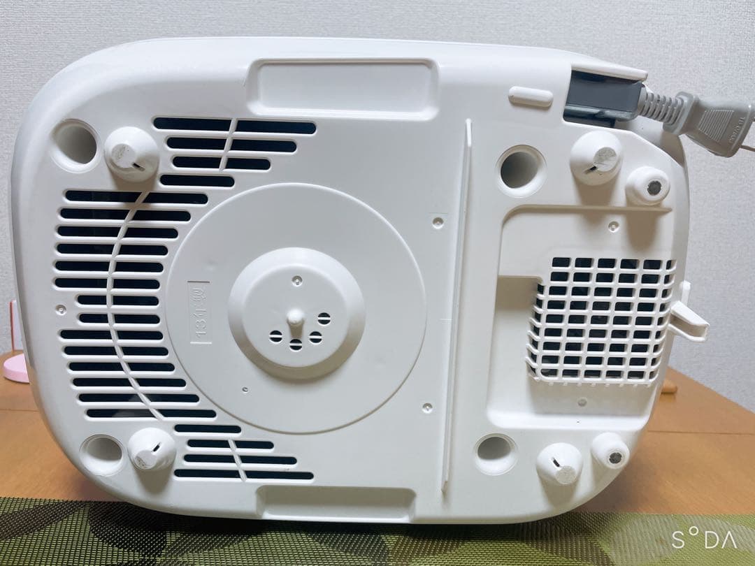 【ジャンク品 】TOSHIB炊飯器　5.5合炊き◆RC-104VXS