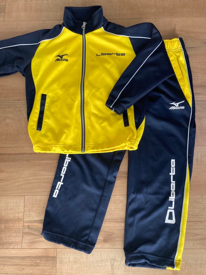 リベルタサッカースクール ジャージ 120上下セット - メルカリ