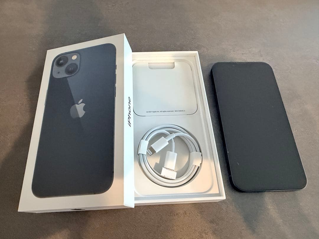 【美品】iPhone13 ミッドナイト 128GB 箱有　本体