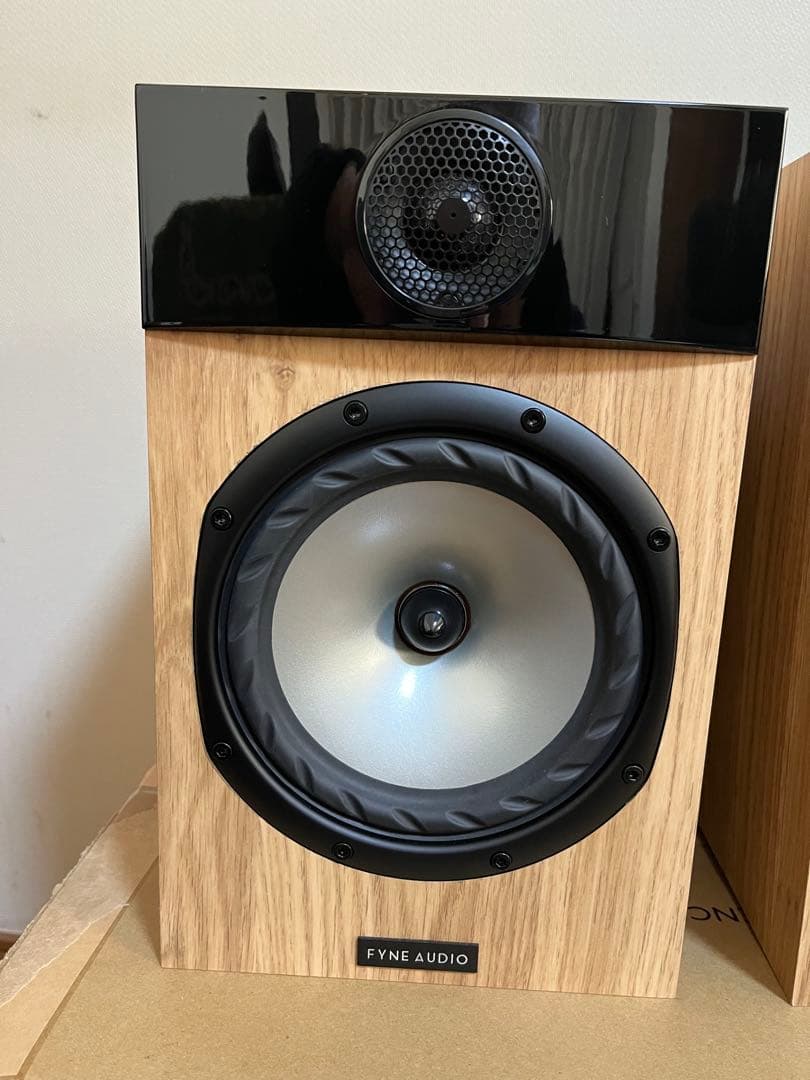 Fyne Audio F301　ブックシェルフスピーカー ライトオーク