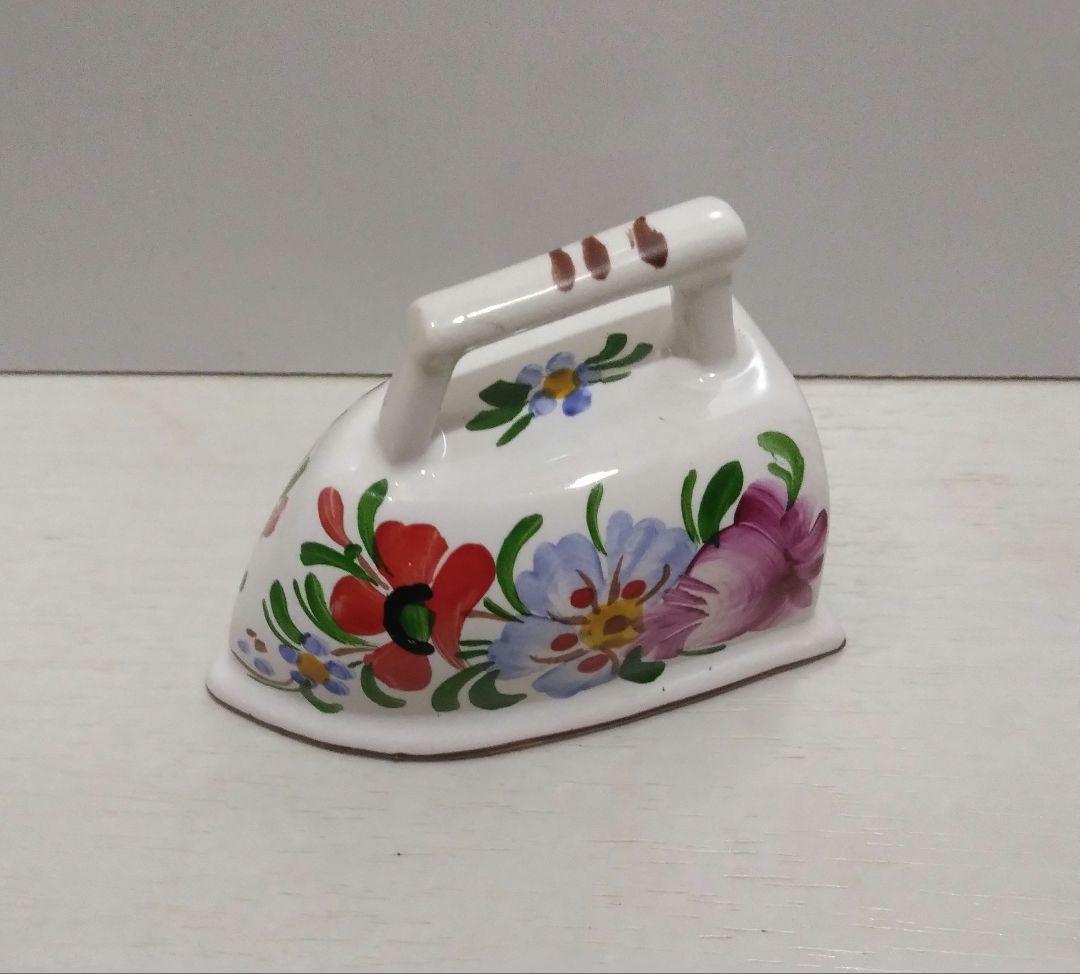 チェコスロバキア時代の陶器 東欧 アンティーク 置物 - メルカリ