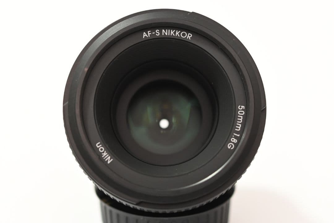 Shampoo AF-S NIKKOR 50mm f/1.8G レンズ