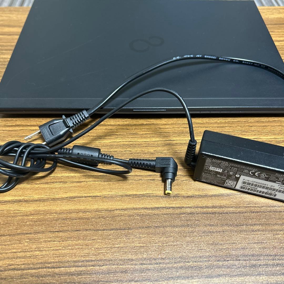 Windowsノート本体 FUJITSU LIFEBOOK U937/i5/8GB/256GB