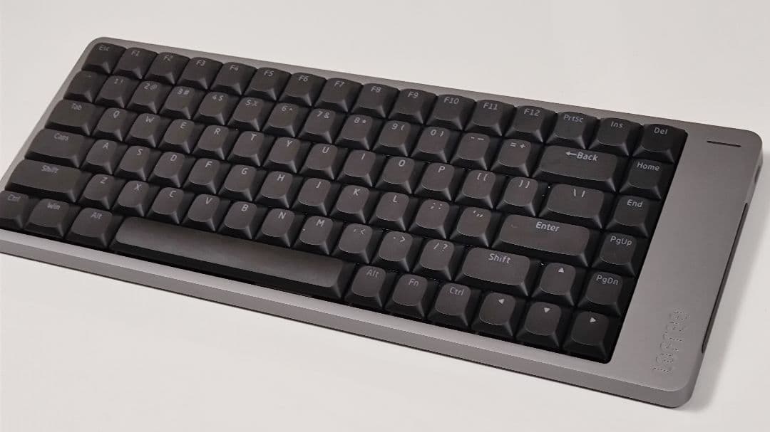 【特別限定カスタム】LOFREE FLOW2グレー（84キー） × 静音ピンク軸