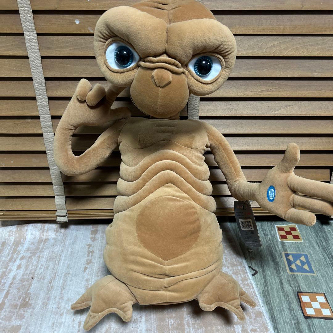トイザらス限定20周年記念 E.T. ぬいぐるみ - メルカリ