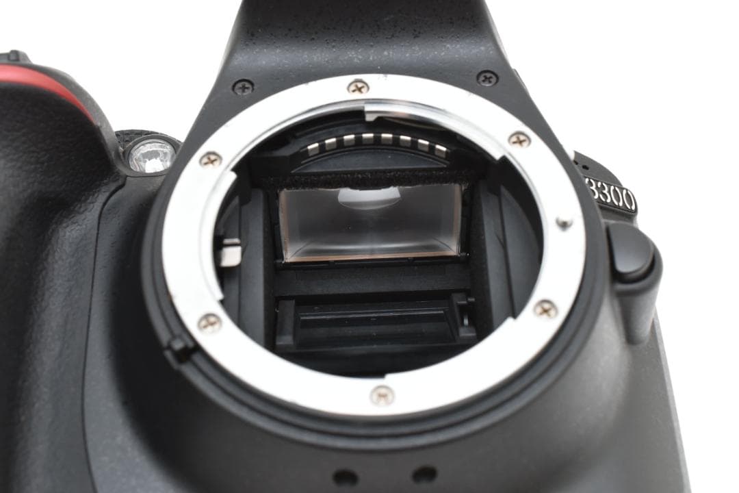 超美品 NIKON ニコン D3300 ショット枚数 196枚 M495