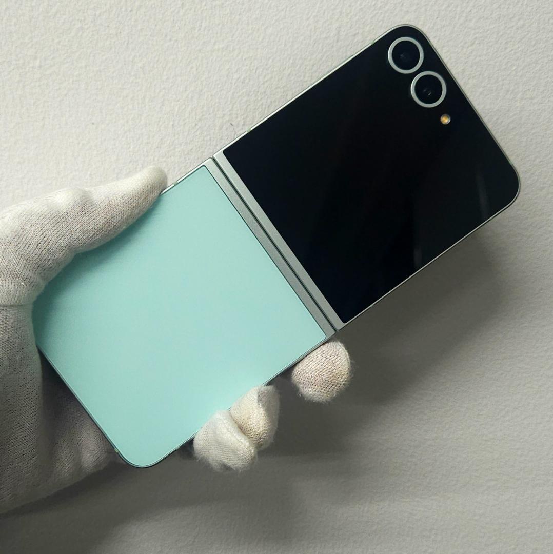 Galaxy Z FLIP6 256GB ミント SIMフリー
