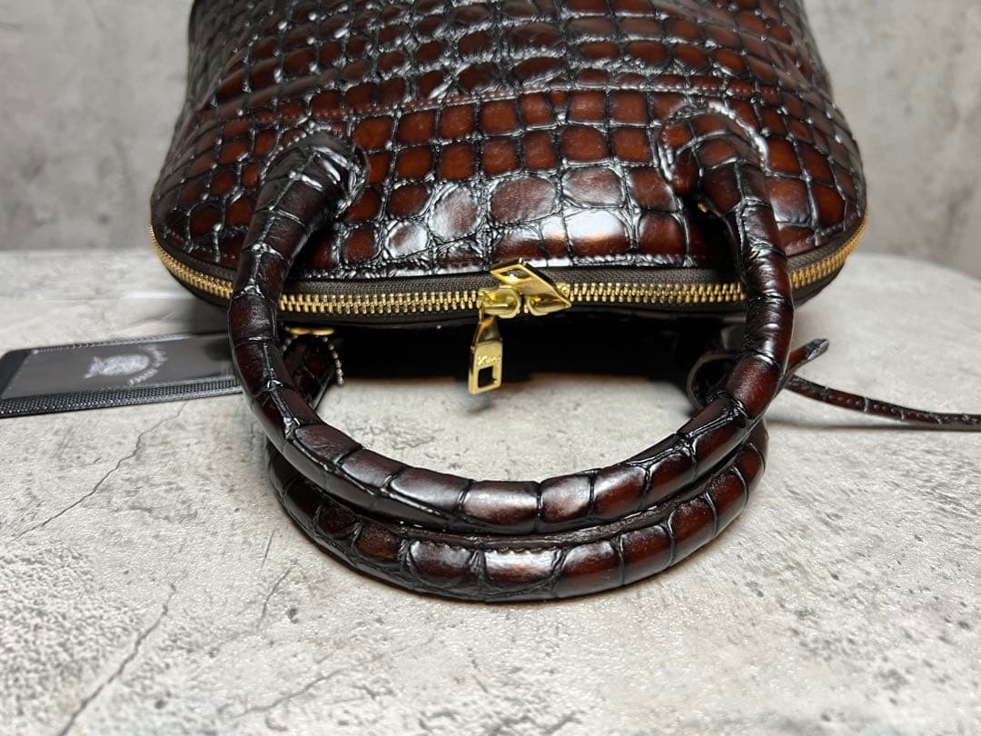 A.D.M.J. ダークブラウン ハンドバッグ - メルカリ