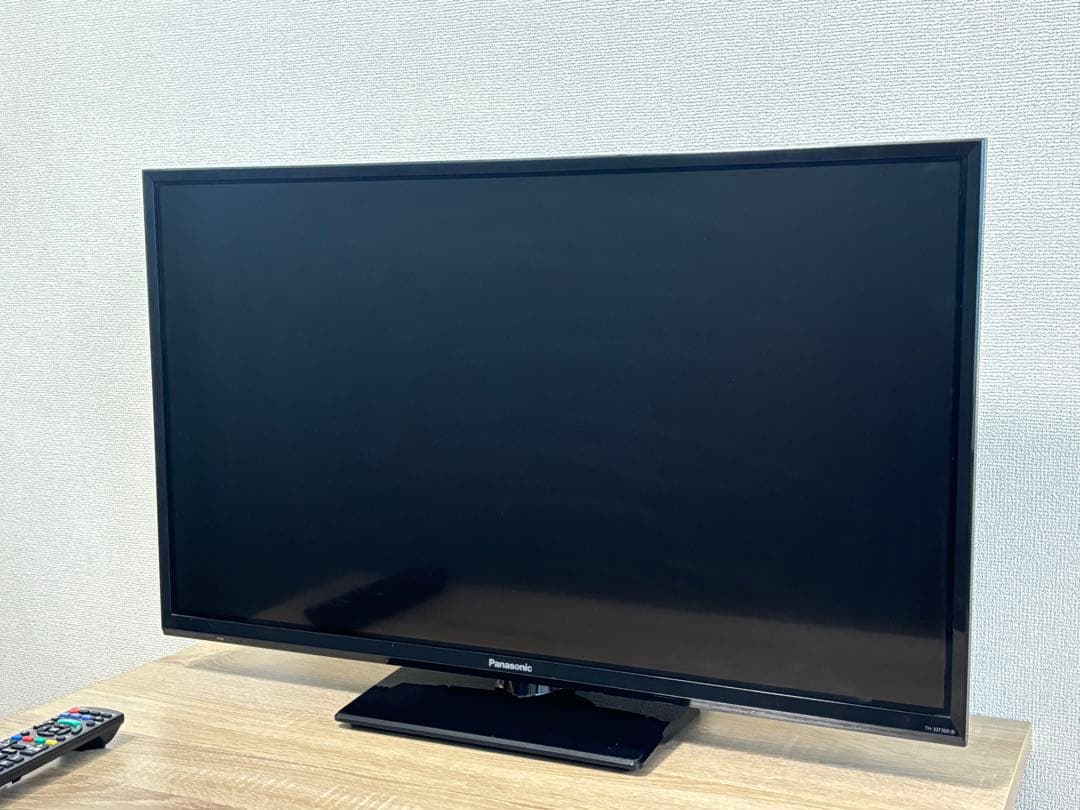 Panasonic 32型テレビ TH-32F300 2019年製 リモコン付