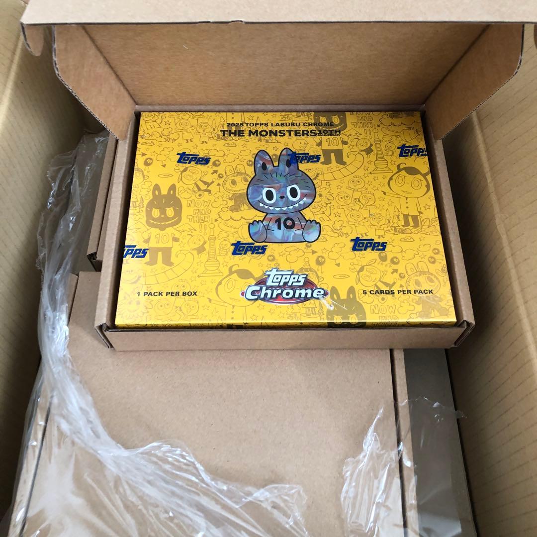 【新品未開封品】2025 ToppsLabubu 1box シュリンク付 5個 新品未開封品】2025 ToppsLabubu 1box シュリンク付 5個