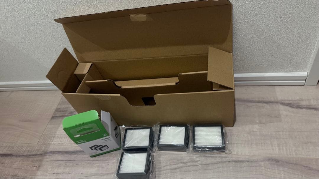 値下げしました】【1回使用】ルンバj9＋ 限定ブラック/ゴールド - メルカリ