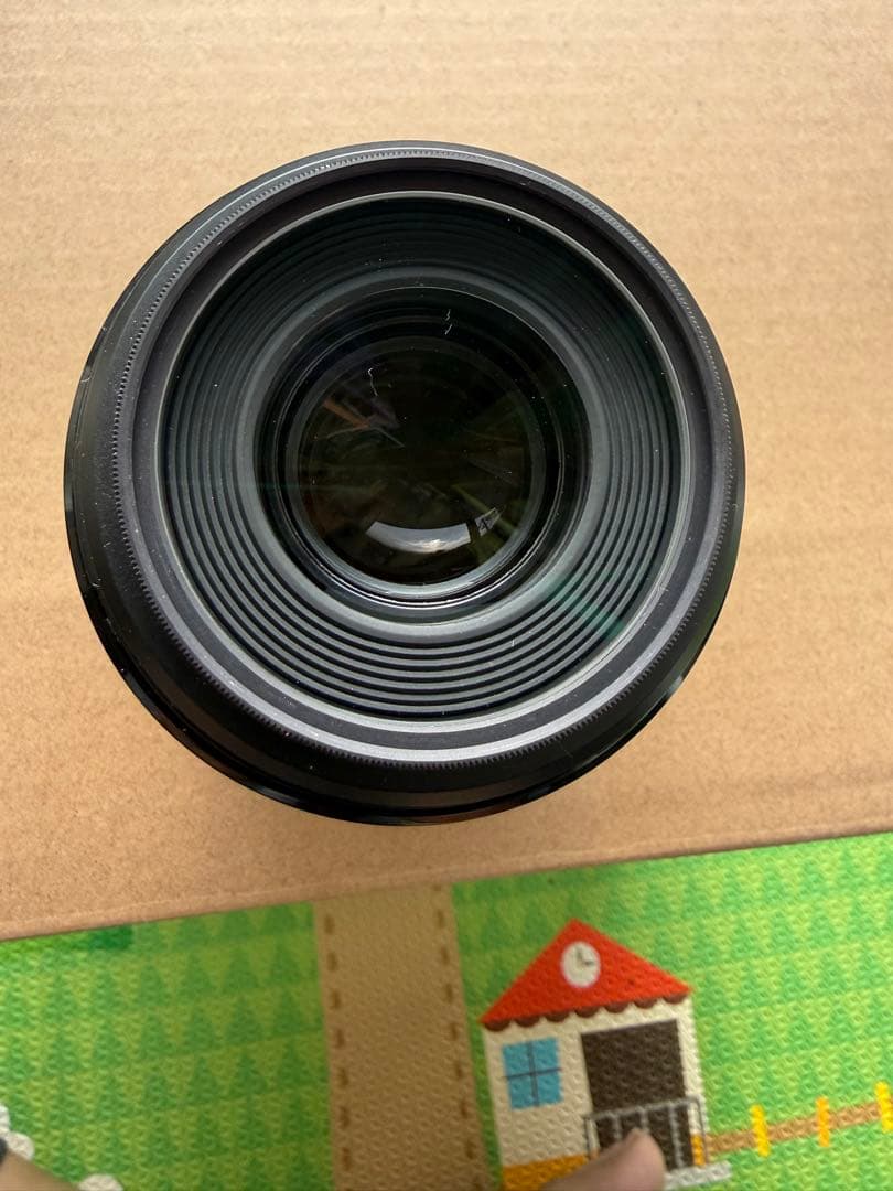 Canon 単焦点マクロレンズ EF-S60mm F2.8USM