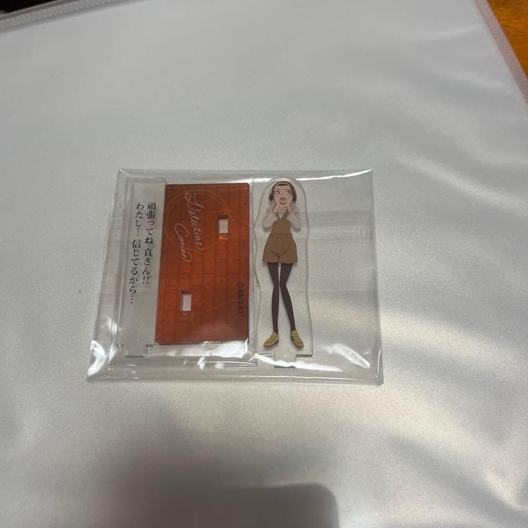 名探偵コナン 7点セットアクリルキーホルダー 缶バッジ セット➕α