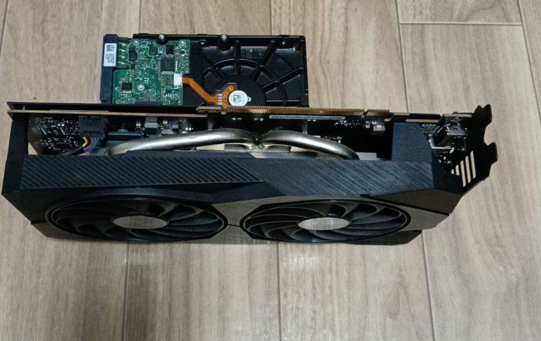 モンハンワイルズプレイ可能！グラボRadeon RX5500xt　可動品