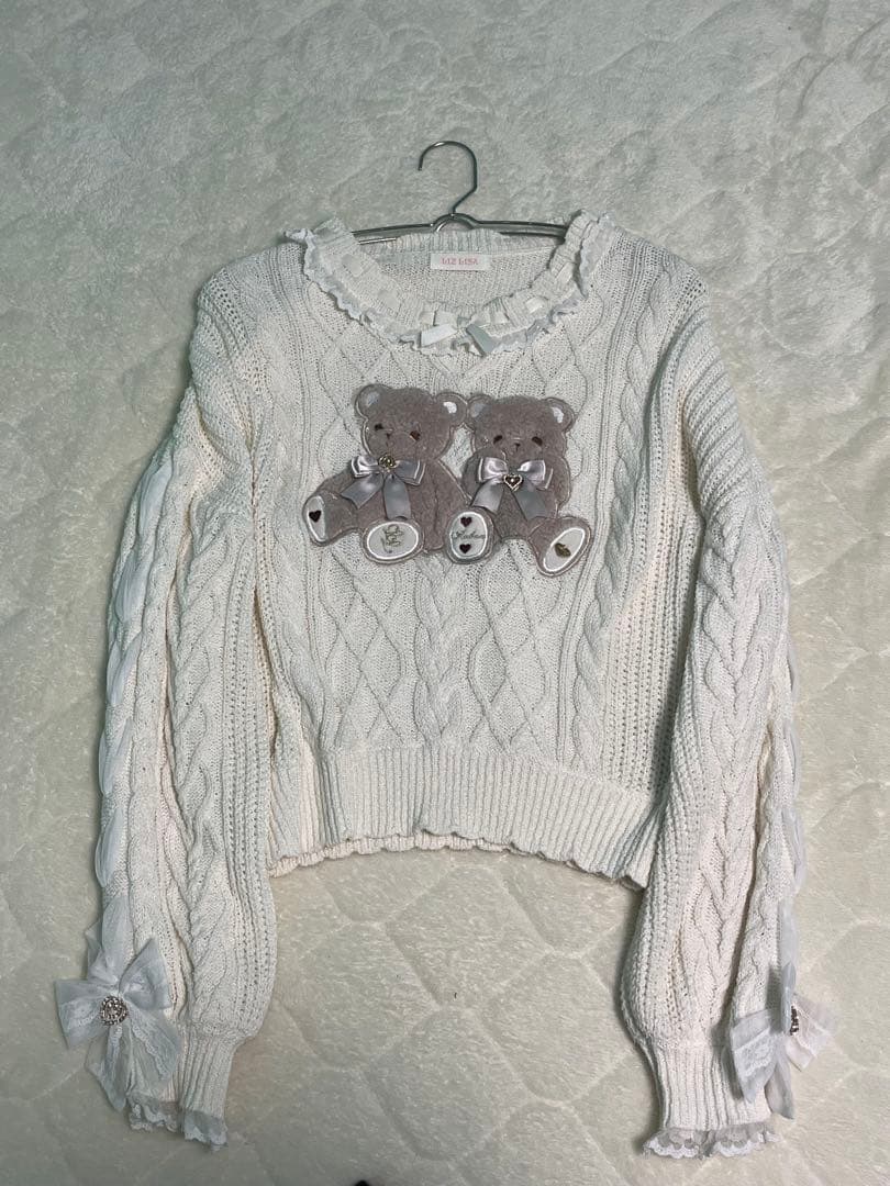 リズリサ Twin Bearsニットトップス - メルカリ
