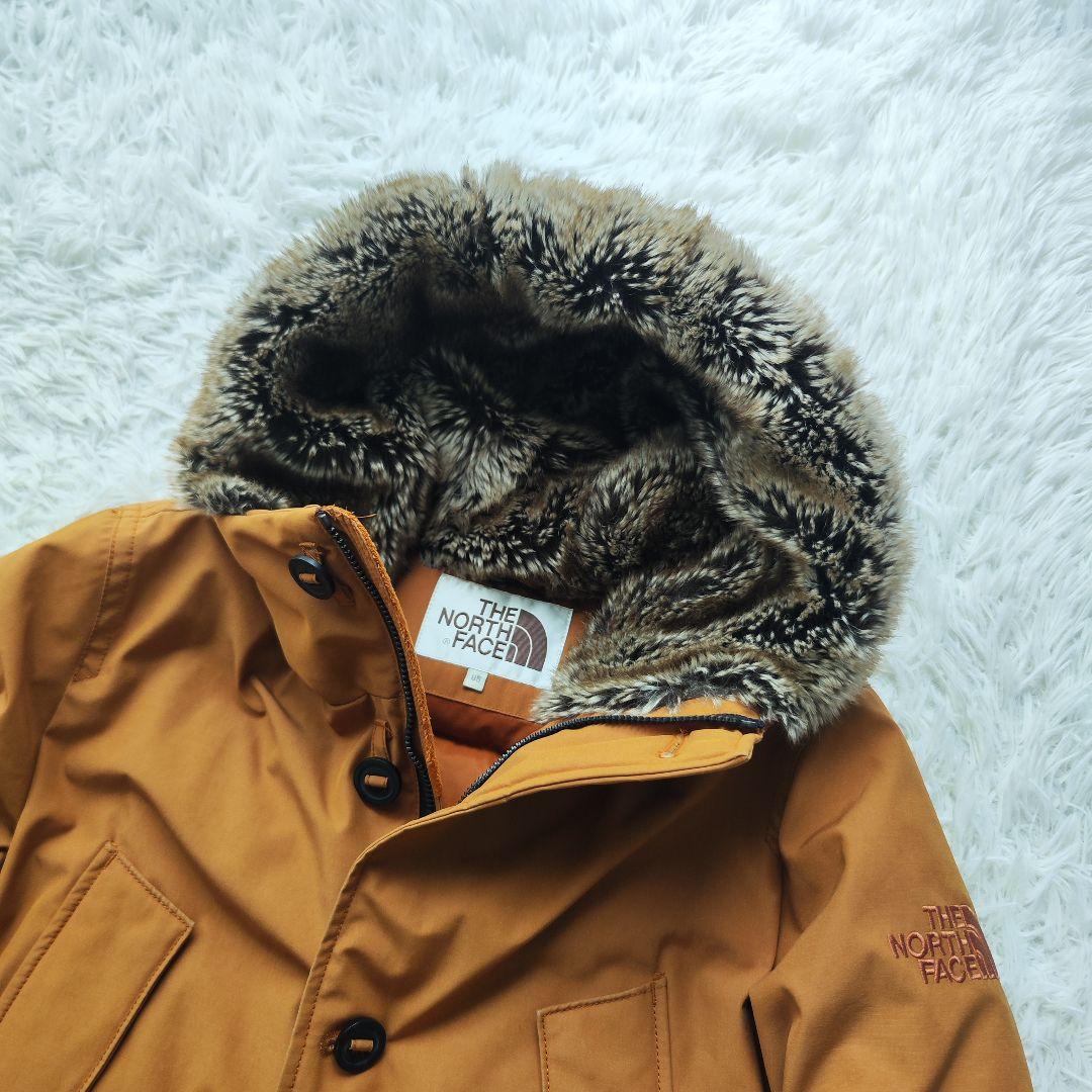 大人気】ノースフェイス☆ファー付きダウンジャケット 刺繍ロゴ - メルカリ