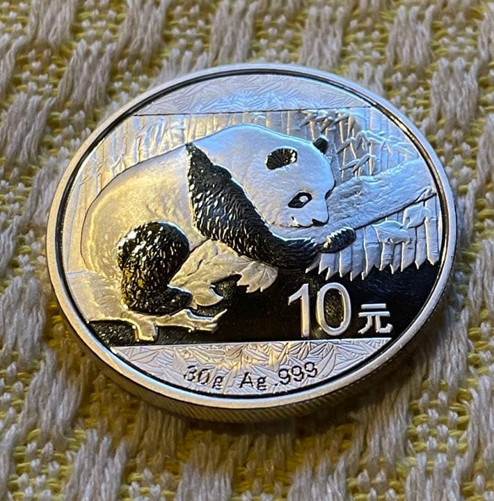 2016年 純銀 パンダ銀貨 30g 中国 10元 シルバーコイン - メルカリ