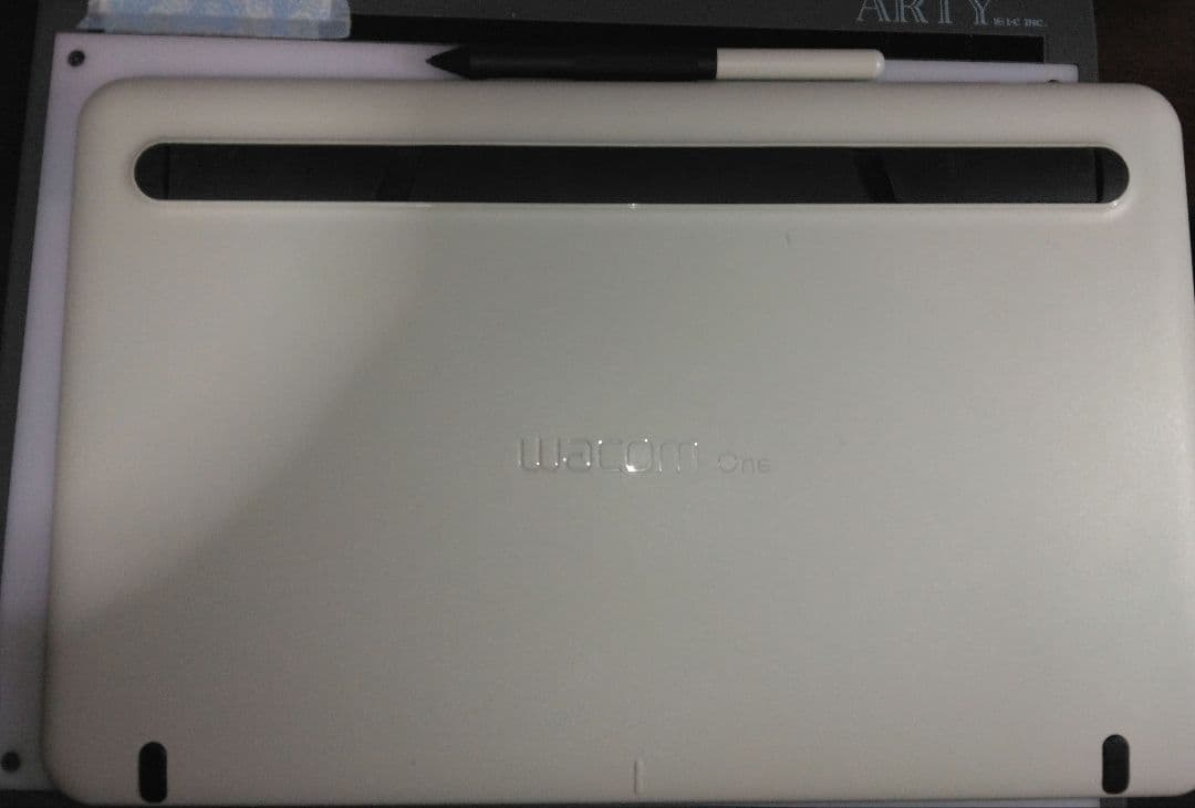 Wacom One DTC133とHi-uniブラシ データー - メルカリ