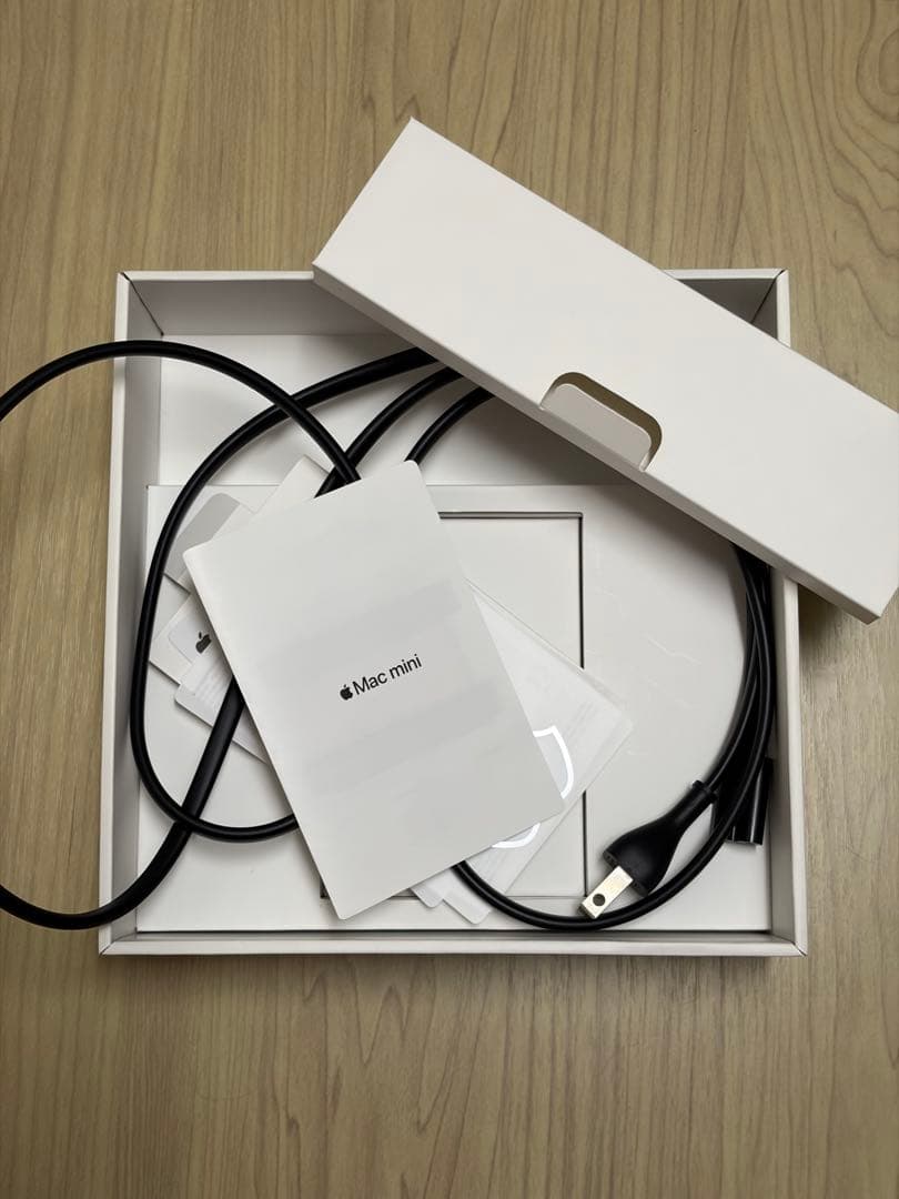 Mac mini 2018 i5 16GB SSD500GB 箱付 美品