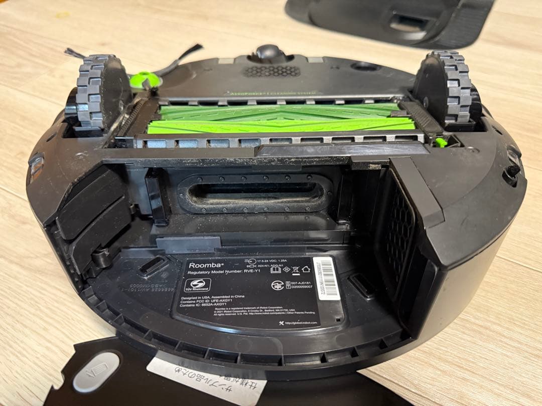 O*e様 iRobot Roomba J7？ クリーンベース ジャンク品