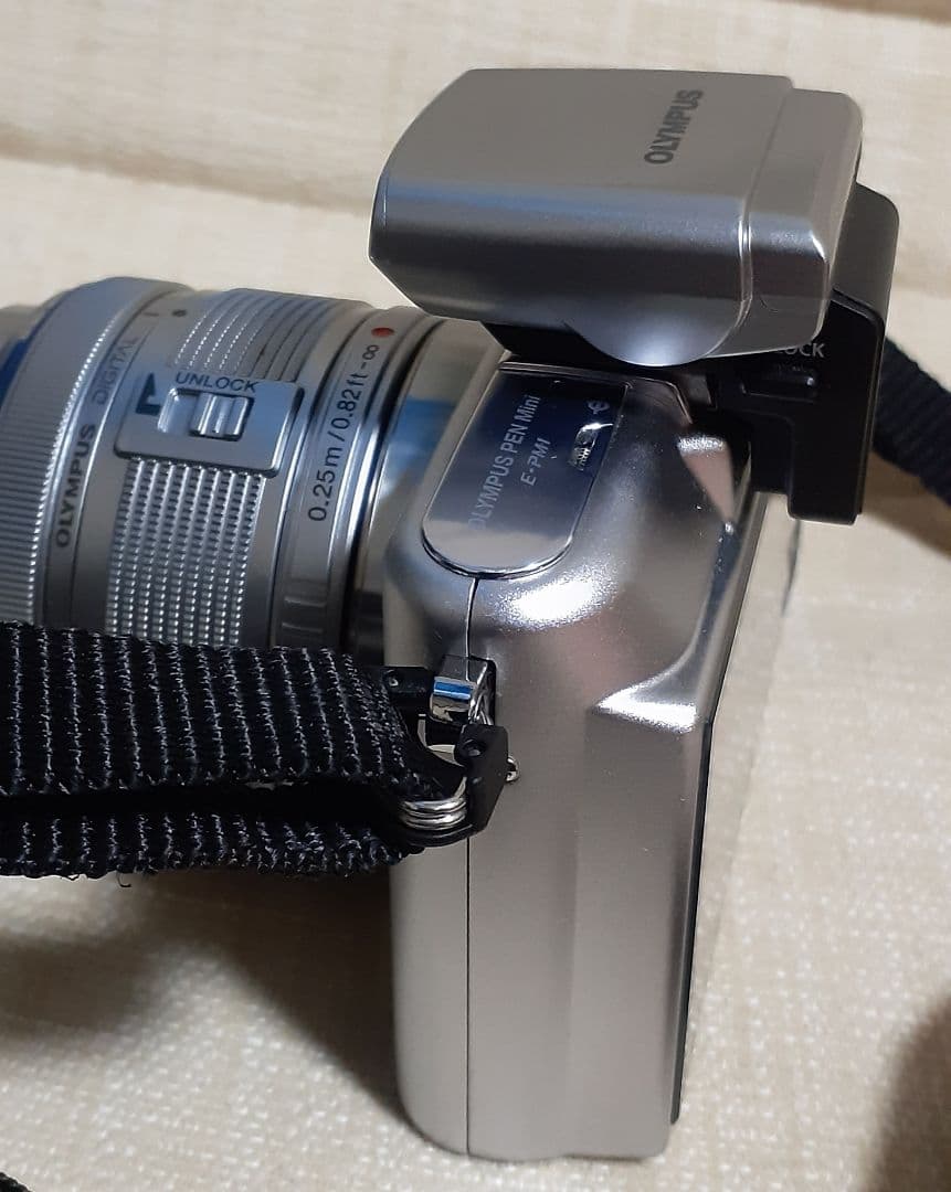 超希少 OLYMPUS オリンパス PEN E-PM1 ミラーレスカメラ