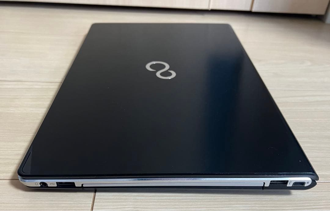 ノートパソコン 富士通LIFEBOOK S935 第5世代Core i5