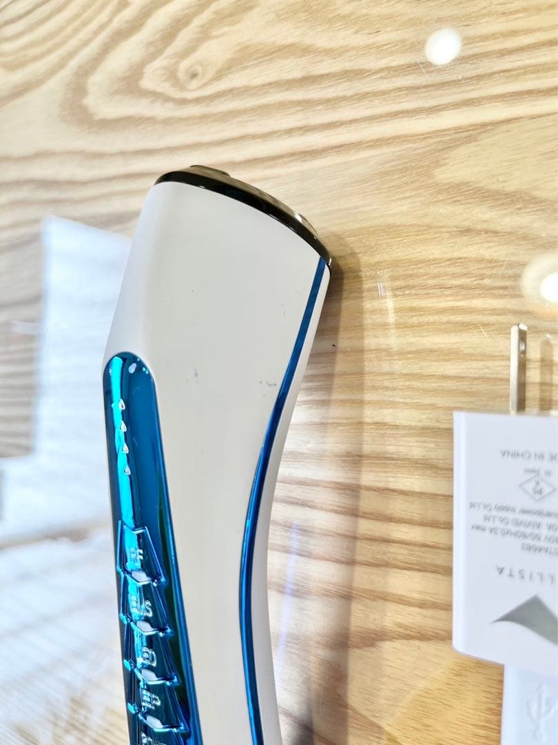 HRoさん専用^_^ 美顔器　セリスタ タイムレスビューティーブースター