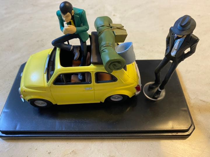 トレジャーオンデスクフィギュア act.2~旅路~ルパン三世&次元 - メルカリ