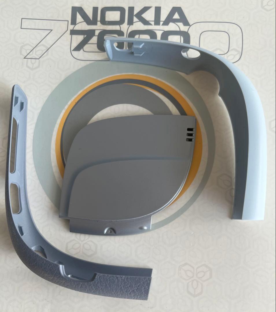 良*S様 Nokia 7600 本体 ホワイト/ゴールド