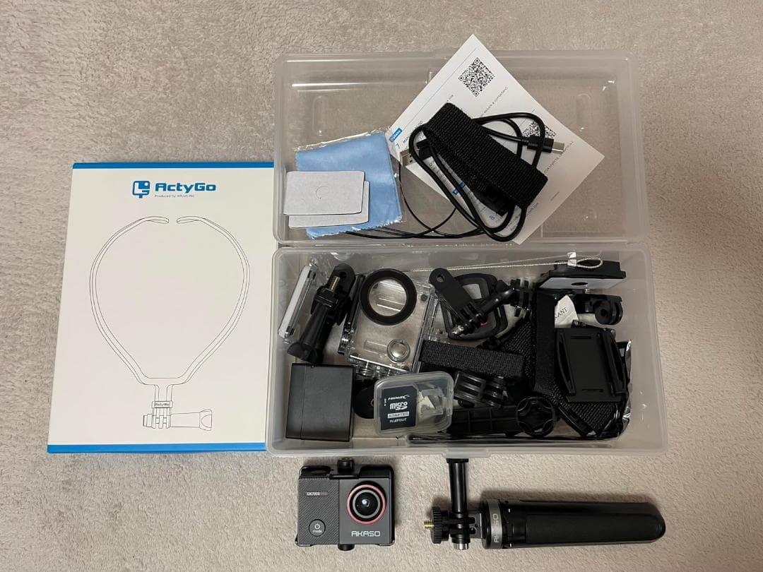 AKASO EK7000 Pro 4K アクションカメラ + 64GBメモリカm