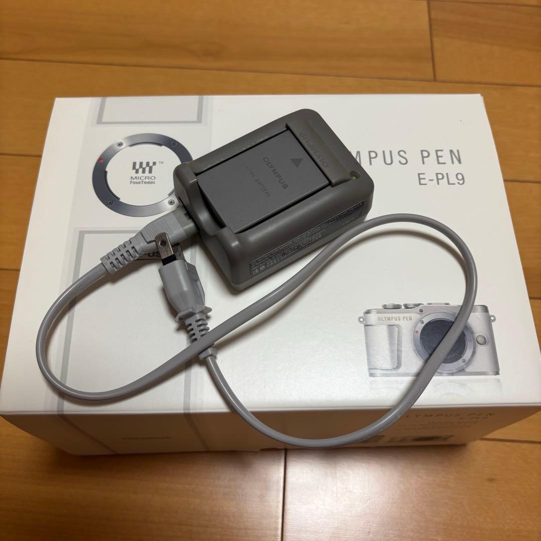 オリンパス OLYMPUS PEN E-PL9 本体レンズセット 美品