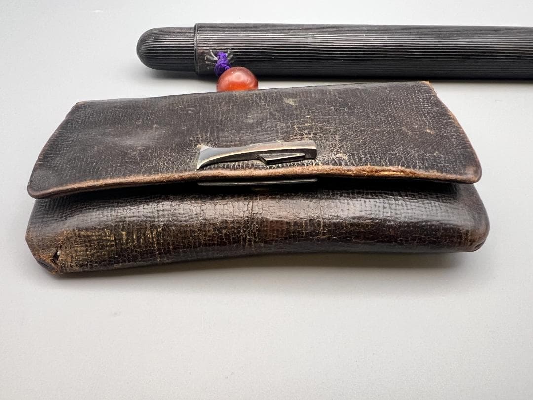 江戸明治時代 斧形前金具 銀象嵌 裏金具在銘 キセル入れ一心