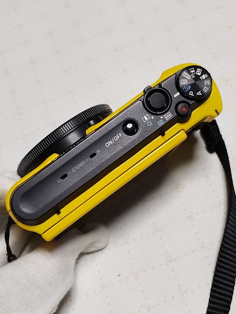 CASIO EXILIM EX-ZR1100 デジタルカメラ