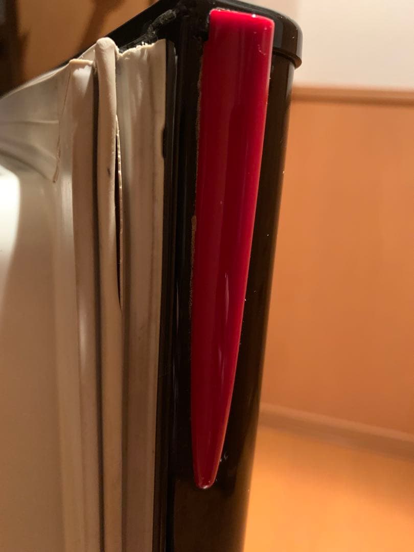 ブラック冷蔵庫 可動式棚付き