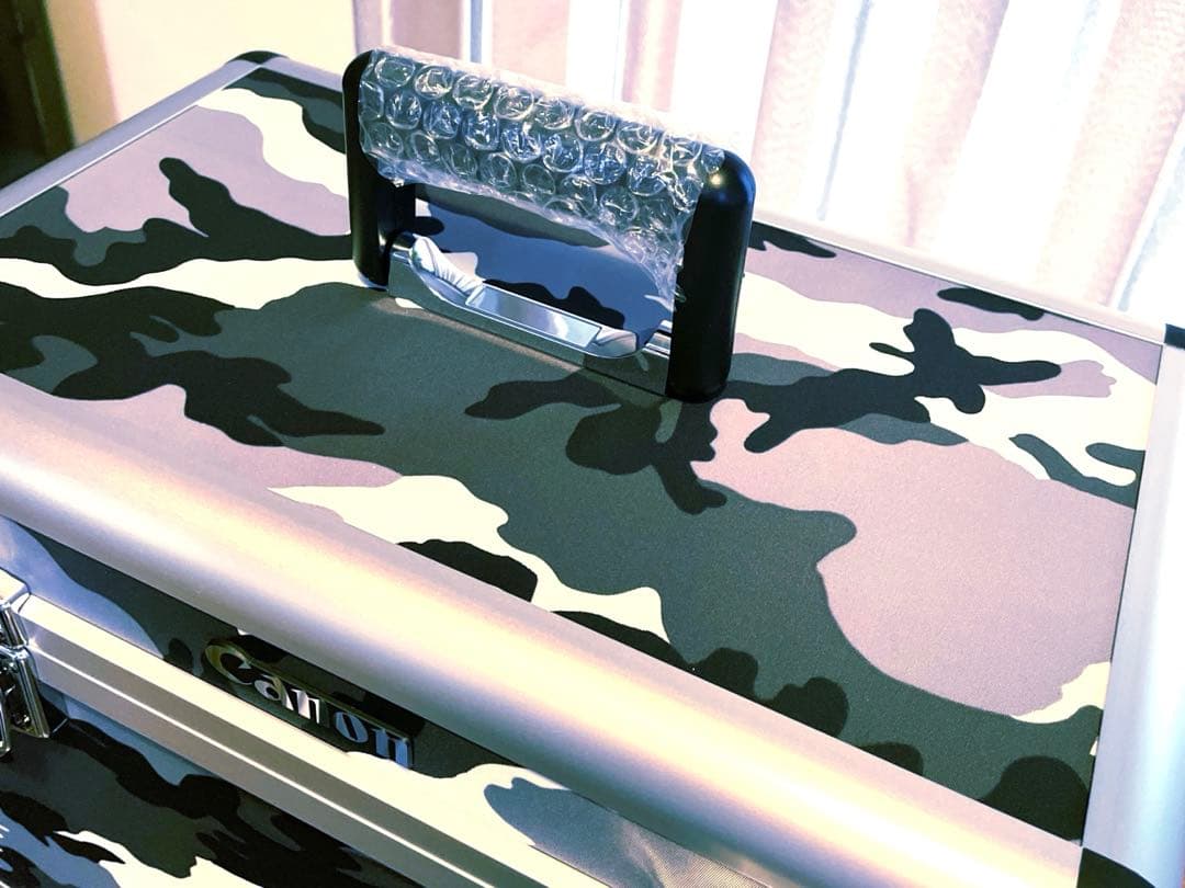 【未使用品】EOS5DMK4購入特典　限定アルミトランク（非売品） CS100付